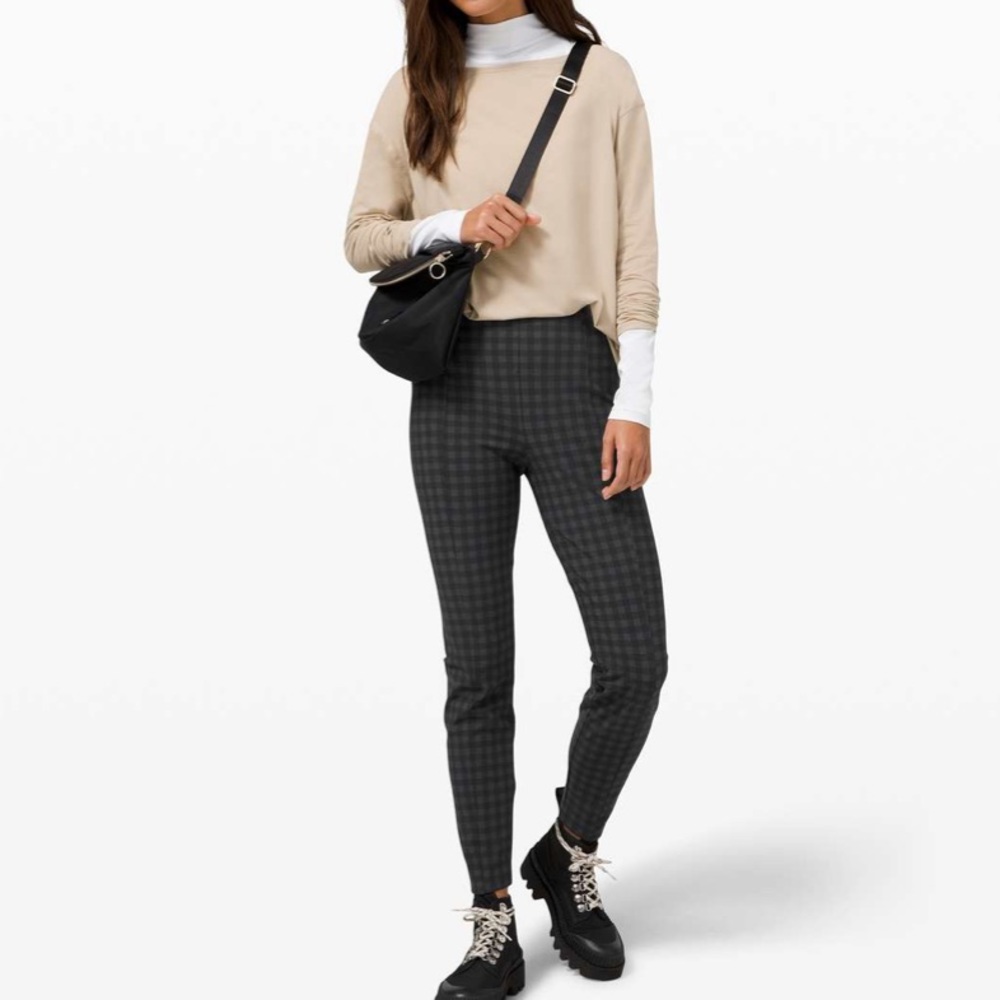 SOLD🚫 Lululemon Here to There High-Rise 7/8 Pant